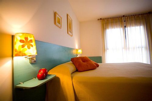 Hostal Via Lactea Burgo Extérieur photo
